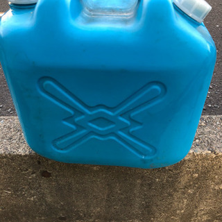 灯油20Lと中古ポリタンク