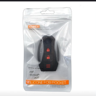 新品。日産キーカバー 