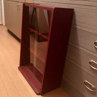 コレクションケース 本棚の画像