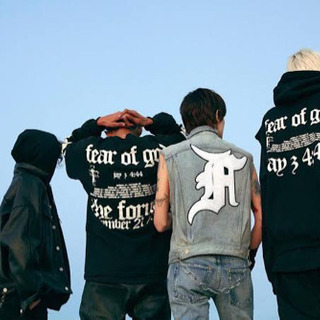 FEAR OF GOD × JAY−Z  コラボTシャツの画像