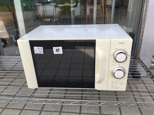 取りに来て頂ける方限定！訳あり品☆　TWINBIRD(ツインバード)･2009年製の電子レンジのご紹介です！