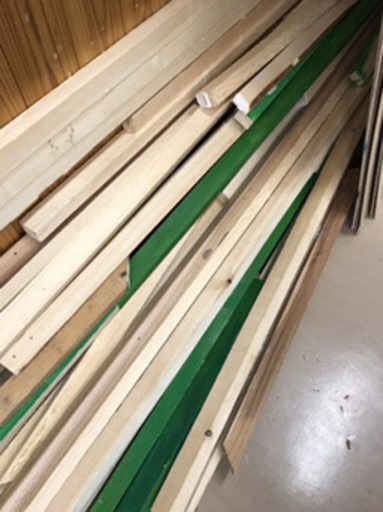 木材　角材　合板？　板材　木質ボード　文化祭　1回使用