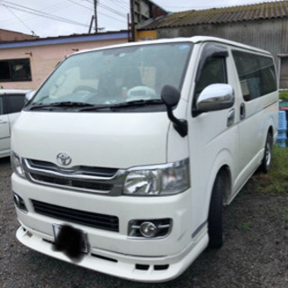 トヨタ ハイエース レジアスの画像