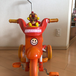 [お取引決定しました]中古品  アンパンマン三輪車の画像