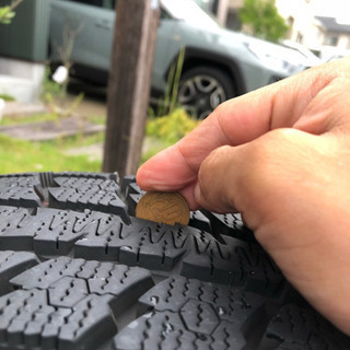 スタッドレスタイヤ 265/70Ｒ16