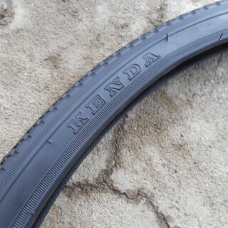 自転車のタイヤ　新品　　26×1-3/8の画像