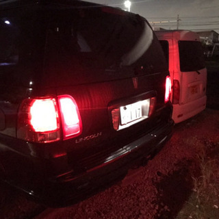 リンカーンナビゲーターの画像