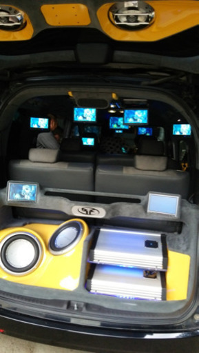 カーオーディオ好きな方！特にステップワゴンの方