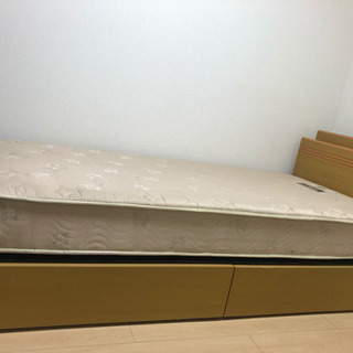 シングルベッド    引き出し２つあり。の画像
