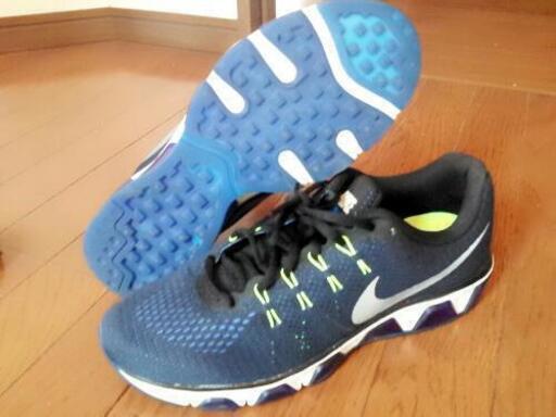 NIKE RUN EASY 値下げ