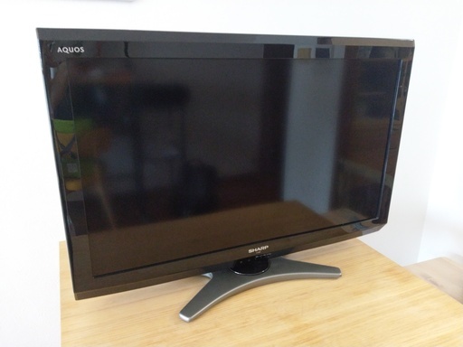 【綺麗】シャープ AQUOS ３２型