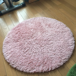【差し上げます】丸ラグ二枚  ピンクとグリーン
