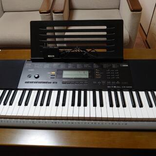 美品✩.*˚ カシオ  電子キーボード 61標準鍵 ベーシックキ...