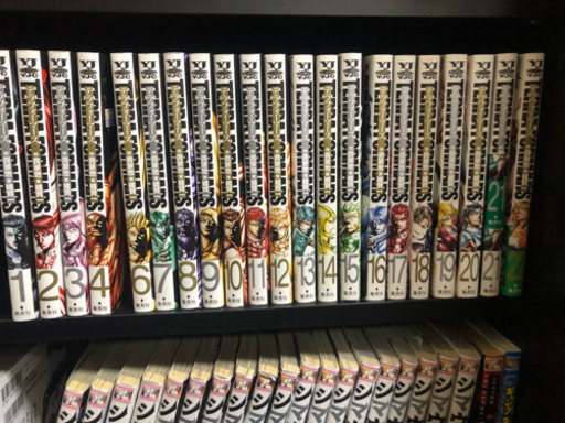 ワンピースなど。