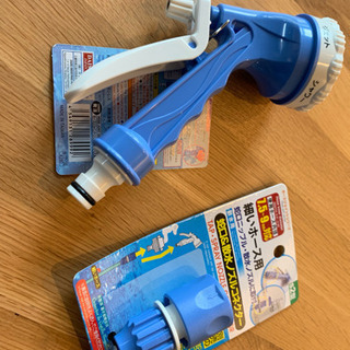 散水用シャワーヘッドと蛇口とホースのコネクターの画像
