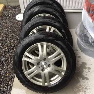 ピレリ スタッドレスタイヤ ホイール付 175/65r15