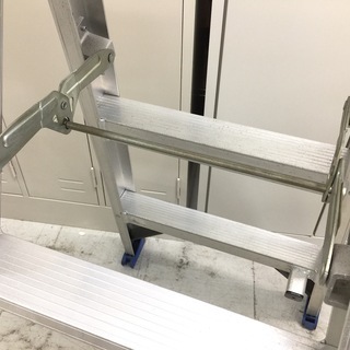 中古　業務用脚立　アルインコ　アトラスA　専用脚立　きゃたつ　キャタツ　3尺　H900　最大荷重160㎏　愛知　岐阜　一宮市　グッドプライス一宮の画像