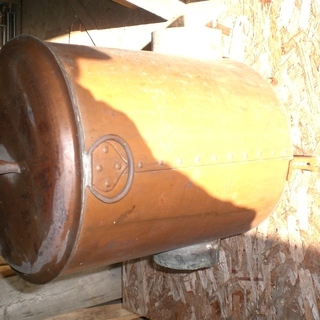 　湯沸かし器