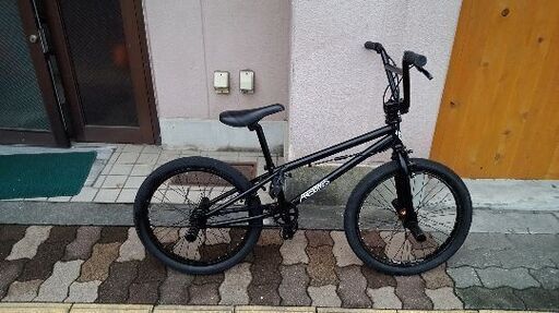 ARESBIKES(アーレスバイク)APLUS(アプラス)20吋 BMX (ブラック)