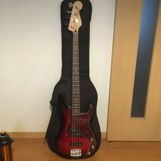 スクワイア☆ベース☆Squier precision bass☆fender フェンダー