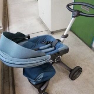 ストッケ　ベビーカーお譲りします。