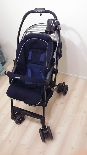 ベビーカー　対面式　コンビ combi　ネイビー
