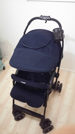 ベビーカー　対面式　コンビ combi　ネイビー