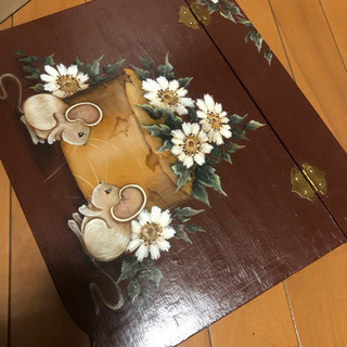 ペインティングの箱の画像