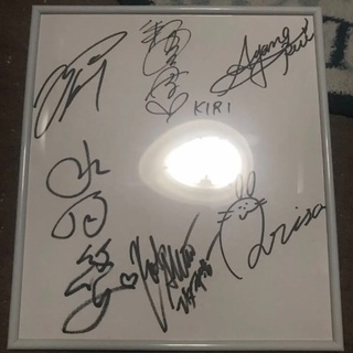 KIRI DVD サイン色紙付き