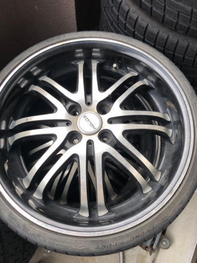 軽自動車にはいてました