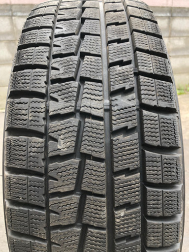 【スタッドレスタイヤ】ダンロップ205／55R16 ４本