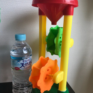 お風呂で遊ぶ まわるおもちゃ