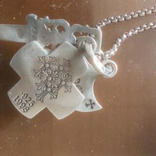 CHROME HEARTSネックレスの画像