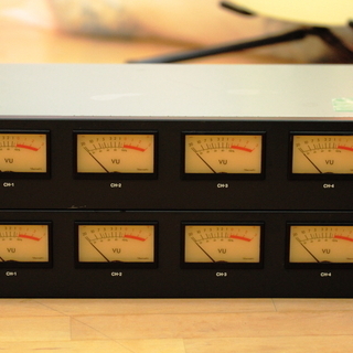 ヤマキ　Y VU-80 4発搭載　Sony 業務用VUメーターユニット 中古品 4ch 2Uラック 放送機器の画像