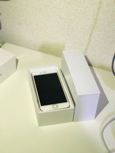 商品名：iphone 7 256GB/AU/ロスピンク