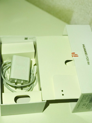 商品名：iphone 7 256GB/AU/ロスピンク