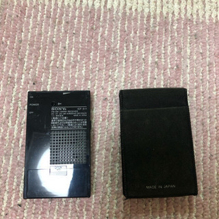 SONYのレトロなポケットラジオ？