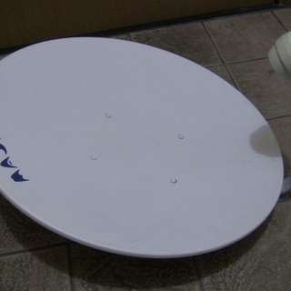 ◎ BSアンテナ、CSアンテナ、取り付け器具2個 まとめて ◎