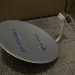 ◎ BSアンテナ、CSアンテナ、取り付け器具2個 まとめて ◎の画像