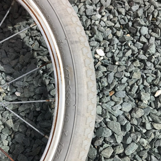 18インチ 女の子用 ピンク色自転車の画像