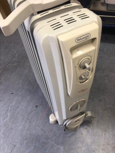 DeLonghi デロンギ ヒーター R790812TFS RADIA