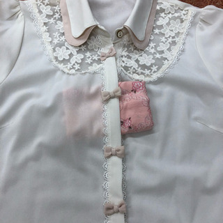 ブラウスの画像