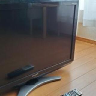 交渉中　シャープアクオス、2010年製32型。