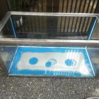 水槽　販売済の画像