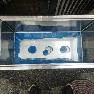 水槽　販売済の画像