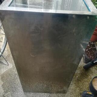 水槽　販売済の画像