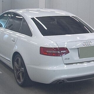 アウディ A63.0 TFSI クワトロ 4WD　A6 2011 モデル　フル　オプション （パール）の画像