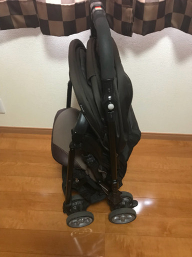 コンビベビーカー グランパセオ SC ブラウン