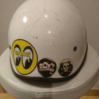 【決まりました】ヘルメット 白の画像
