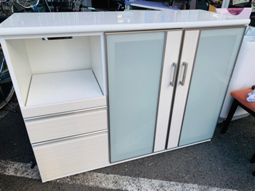 ◆ニトリ  シンプルなキッチンボード
